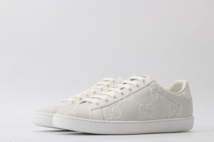 G*u*i* trainer sneaker70