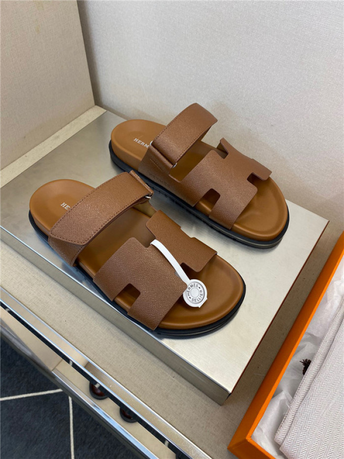 herme* sandal h57