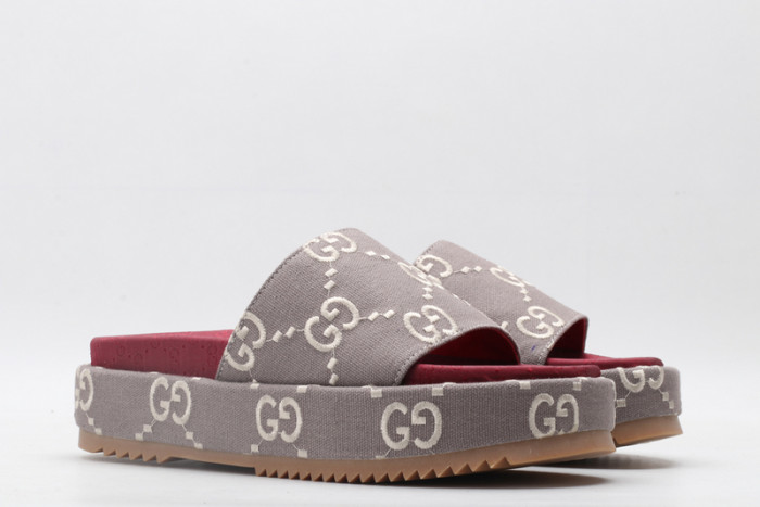 G*u*i* sandal78