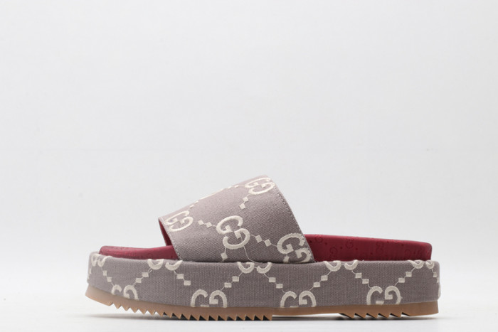 G*u*i* sandal78