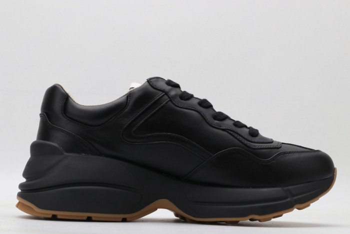G*u*i* trainer sneaker38