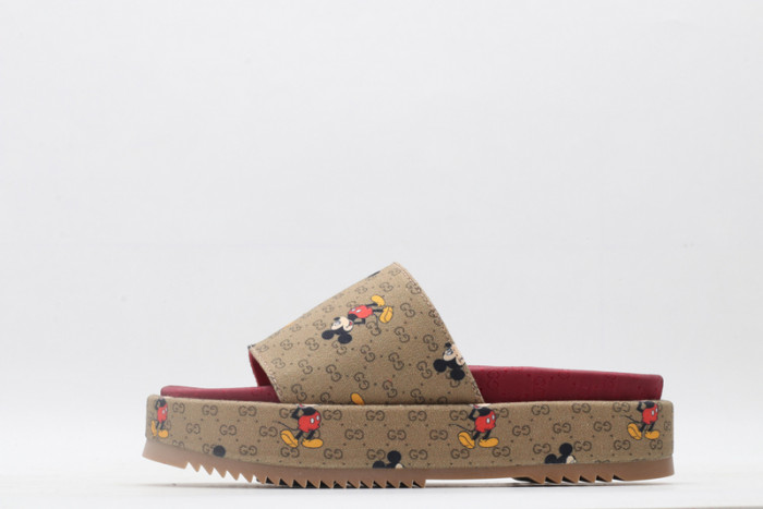 G*u*i* sandal70