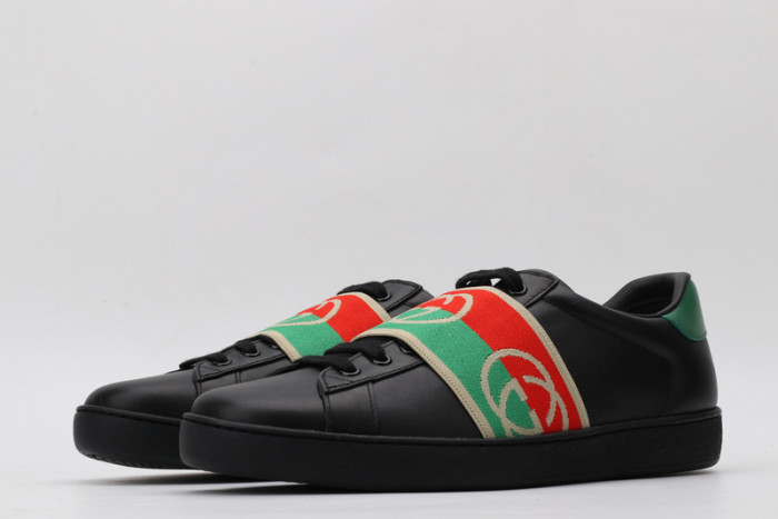 G*u*i* trainer sneaker63