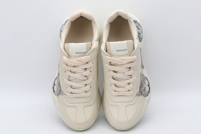 G*u*i* trainer sneaker20