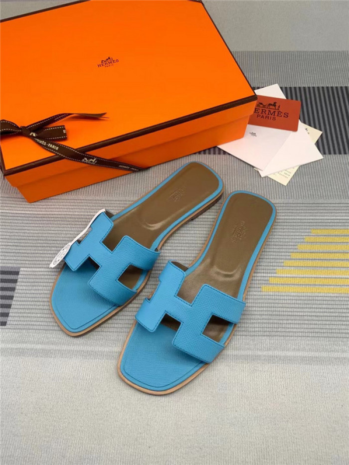 herme* sandal h30