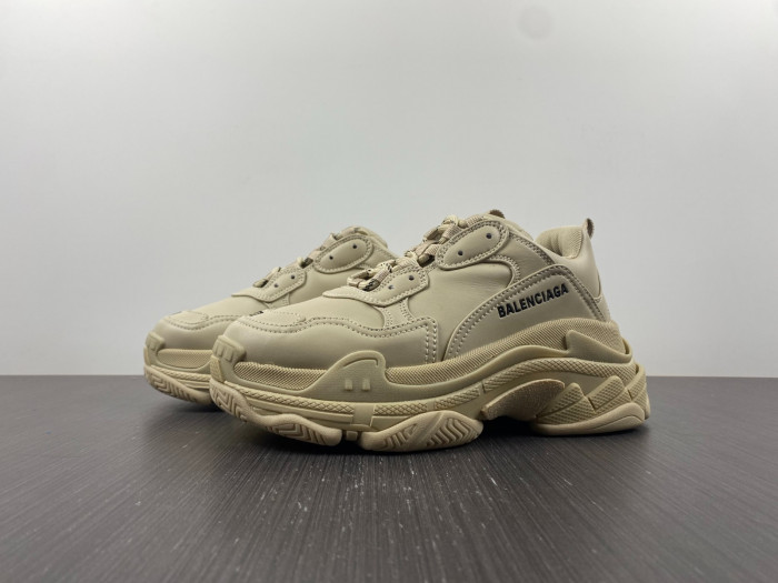 triples trainer sneakers 2000045