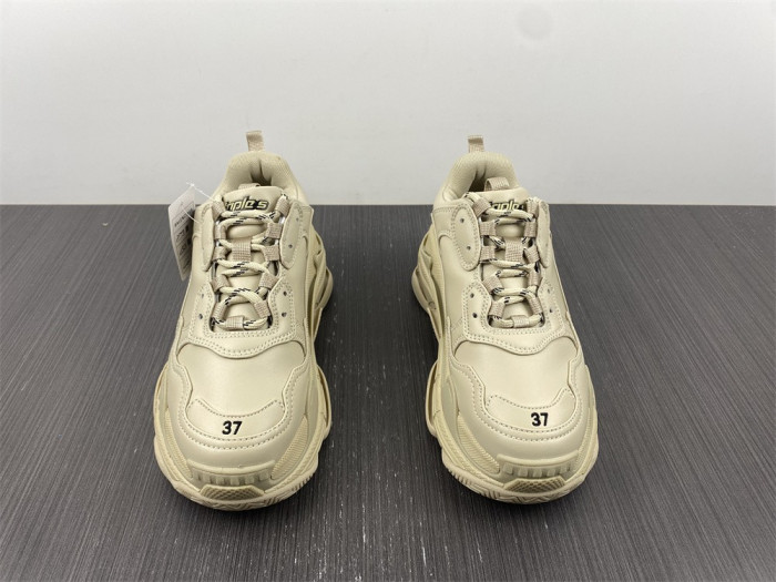 triples trainer sneakers 2000045
