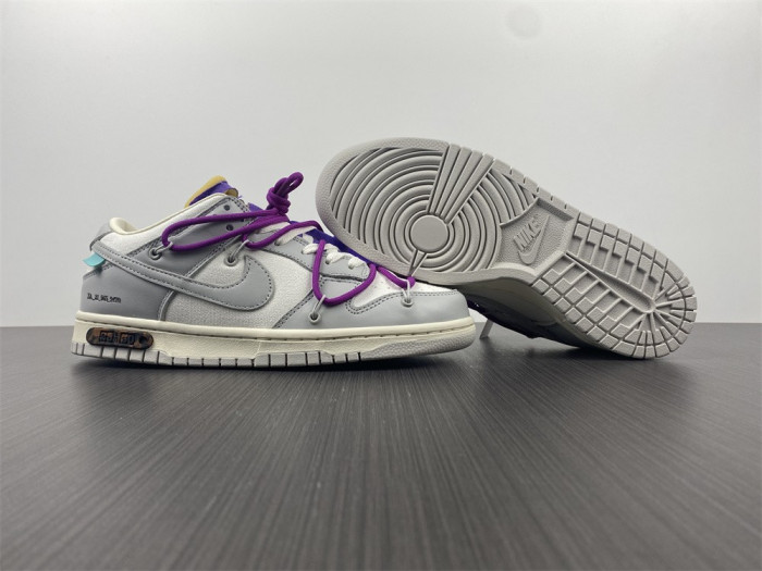 ofw x dunk low “28 of 50” dm1602-111