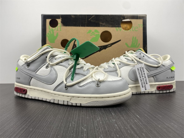 ofw x dunk low “25 of 50” dm1602-121