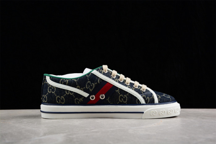 G*u*i* trainer sneaker 108