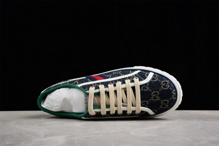 G*u*i* trainer sneaker 108