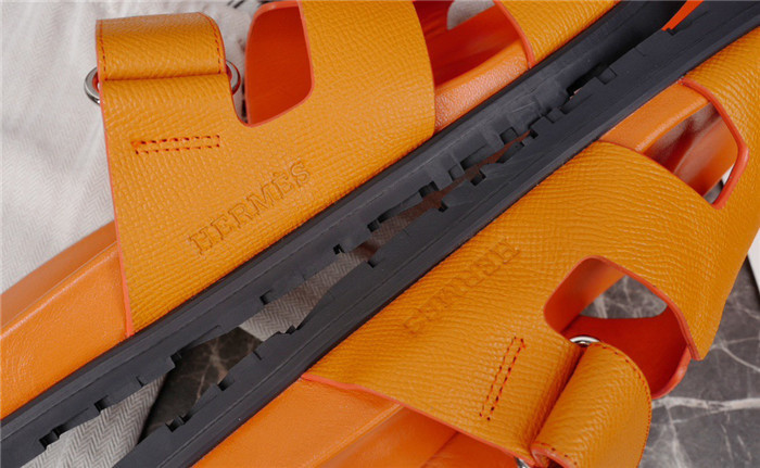 herme* sandal h71