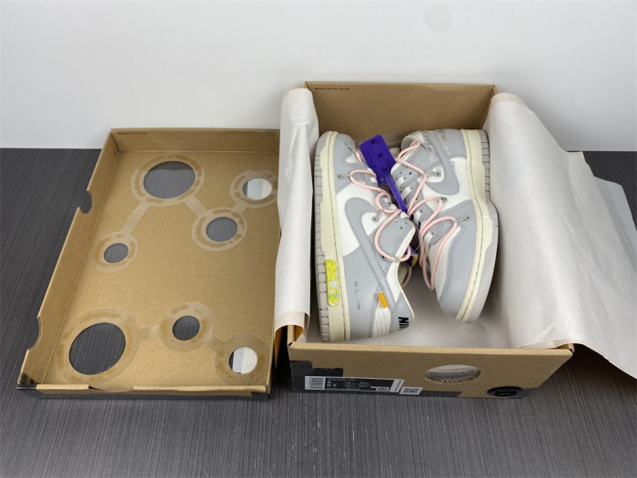 ofw x dunk low “24 of 50” dm1602-119