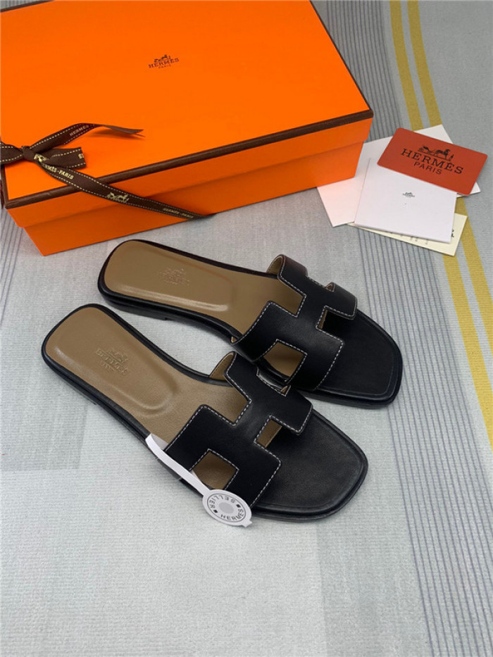 herme* sandal h37