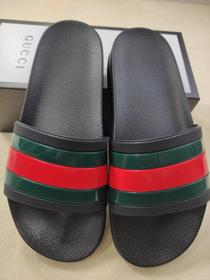 G*u*i* sandal89