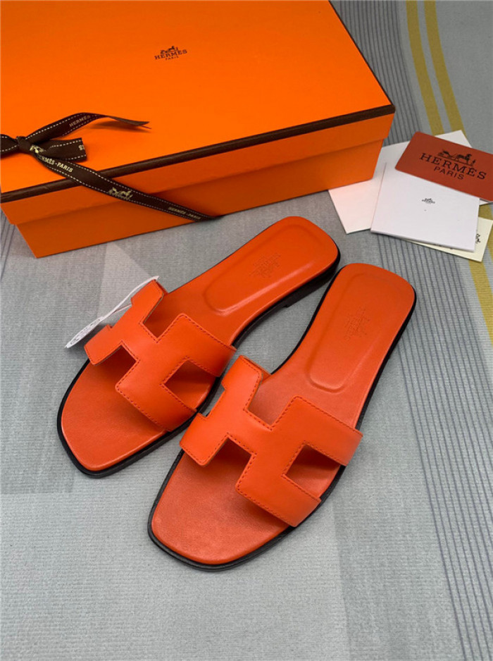herme* sandal h24