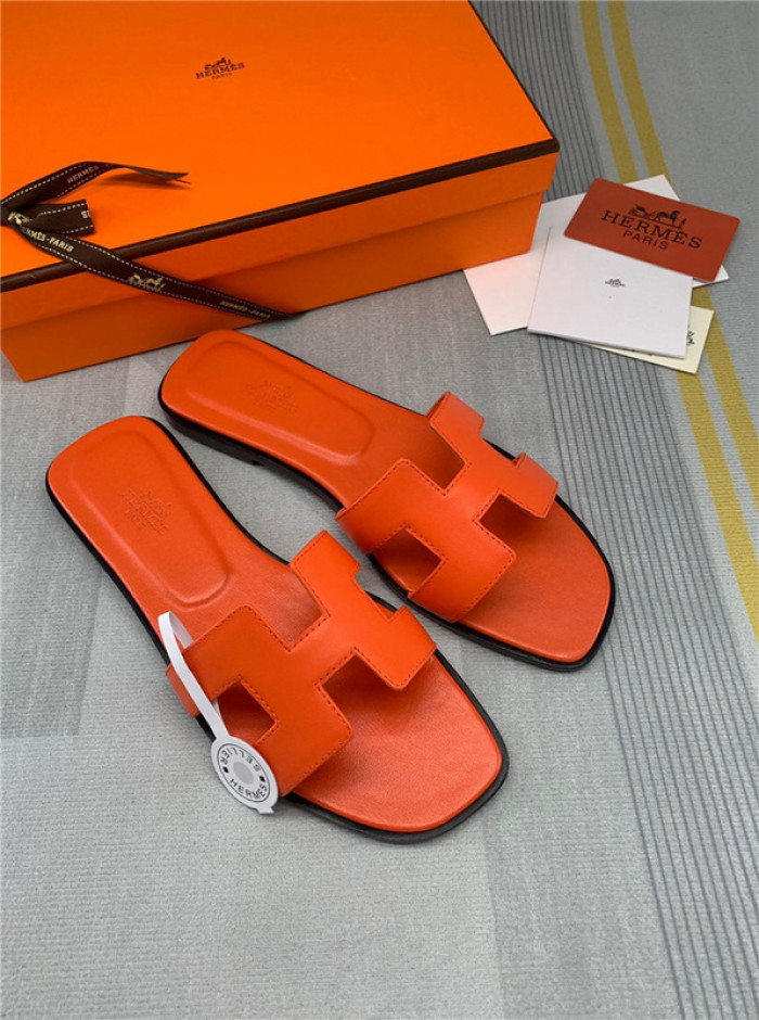 herme* sandal h24