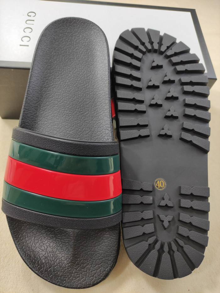 G*u*i* sandal89