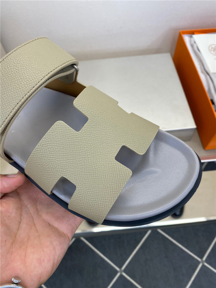 herme* sandal h59