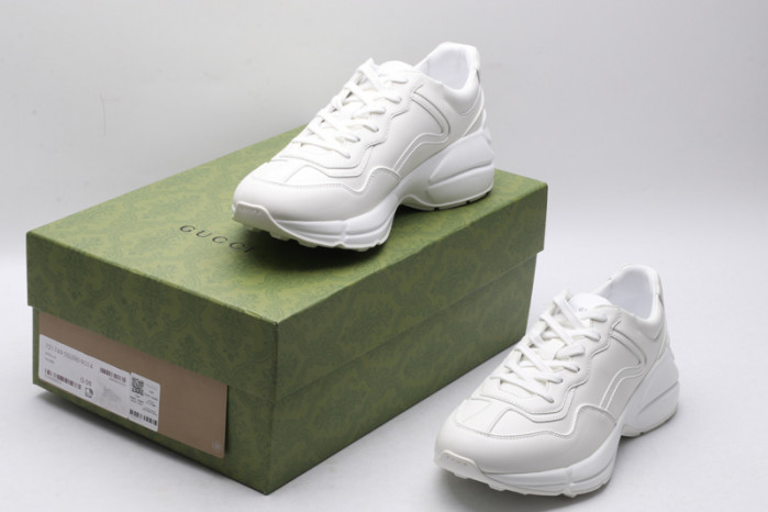 G*u*i* trainer sneaker 86