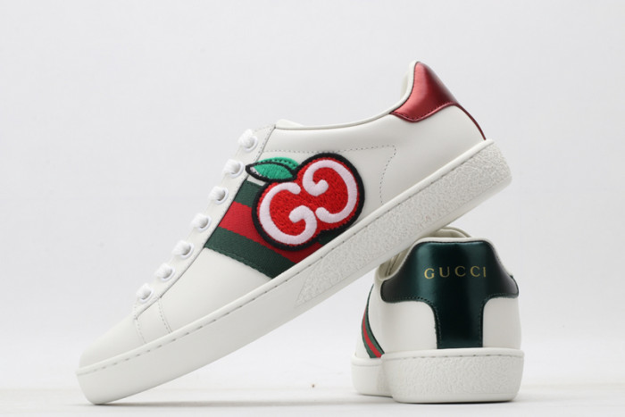 G*u*i* trainer sneaker41