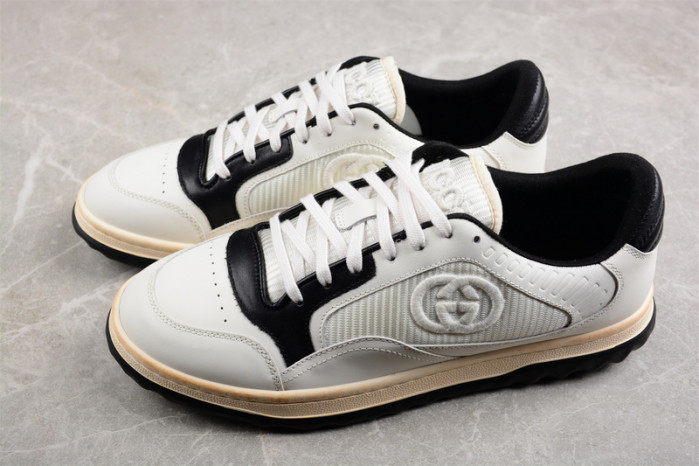 G*u*i* trainer sneaker 106