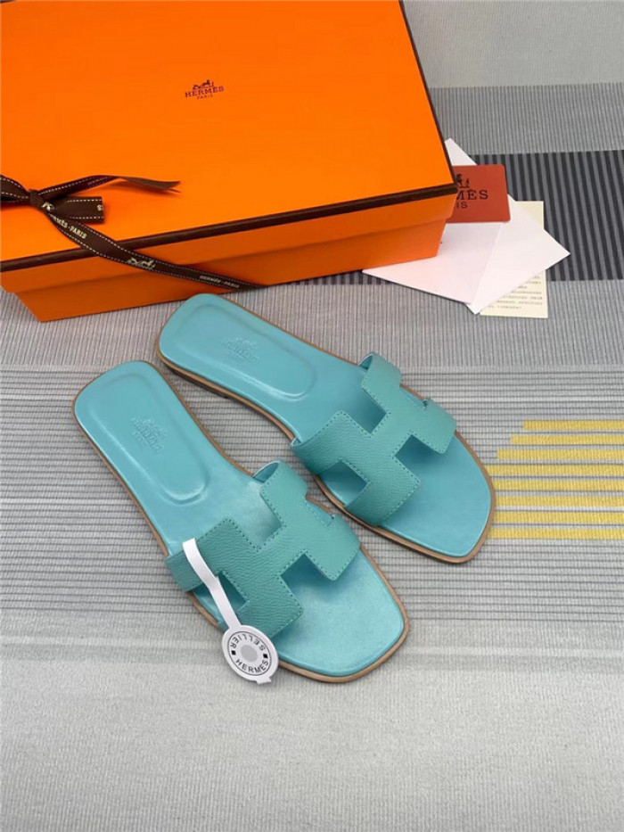 herme* sandal h55