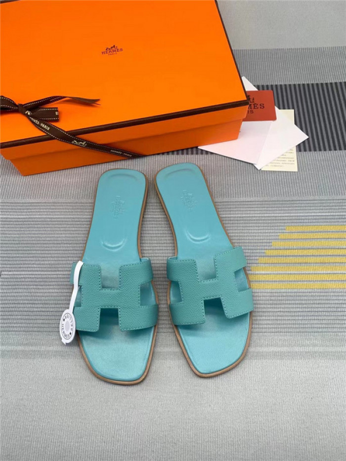 herme* sandal h55