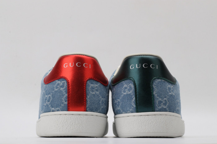 G*u*i* trainer sneaker77