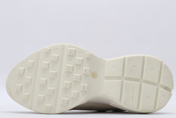 G*u*i* trainer sneaker14