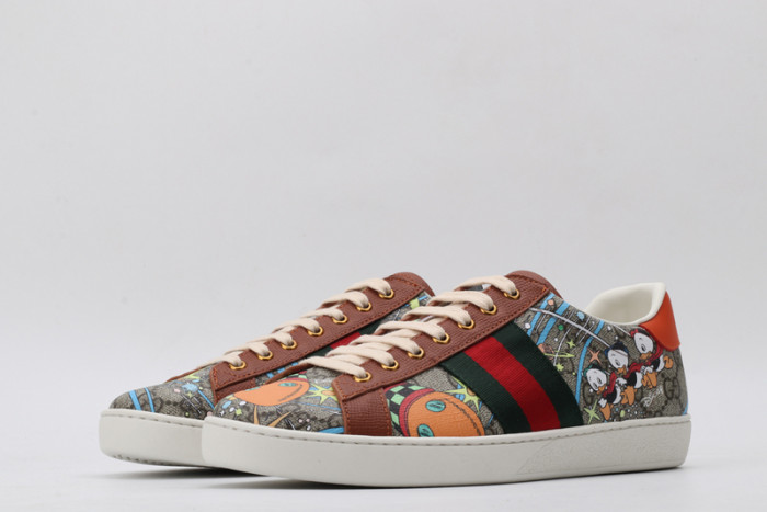 G*u*i* trainer sneaker59