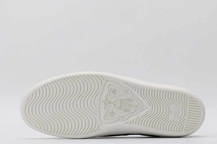 G*u*i* trainer sneaker59