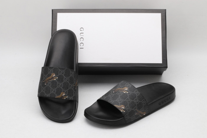 G*u*i* sandal52
