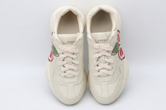 G*u*i* trainer sneaker9