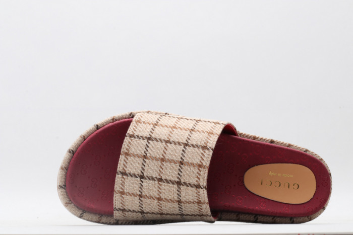 G*u*i* sandal80