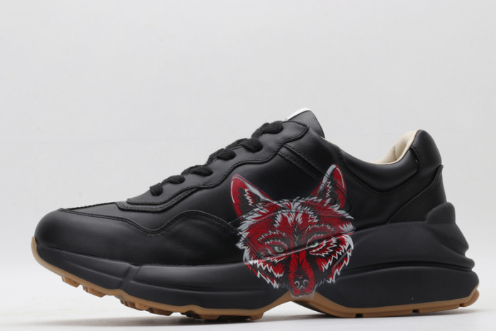 G*u*i* trainer sneaker37