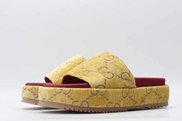 G*u*i* sandal69