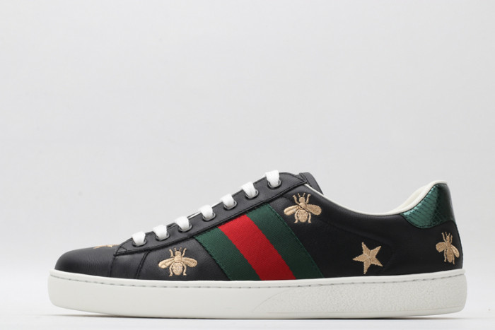 G*u*i* trainer sneaker50