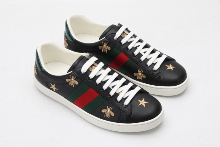 G*u*i* trainer sneaker50