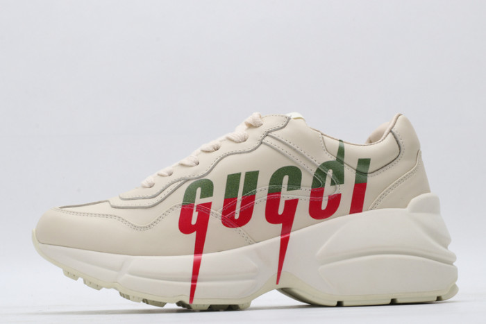 G*u*i* trainer sneaker6