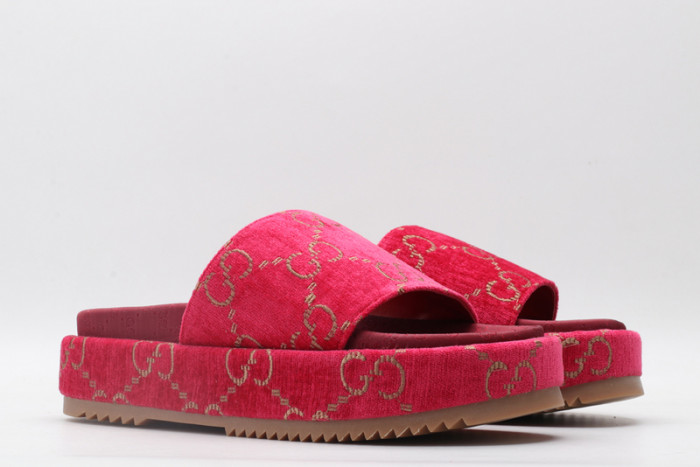 G*u*i* sandal67