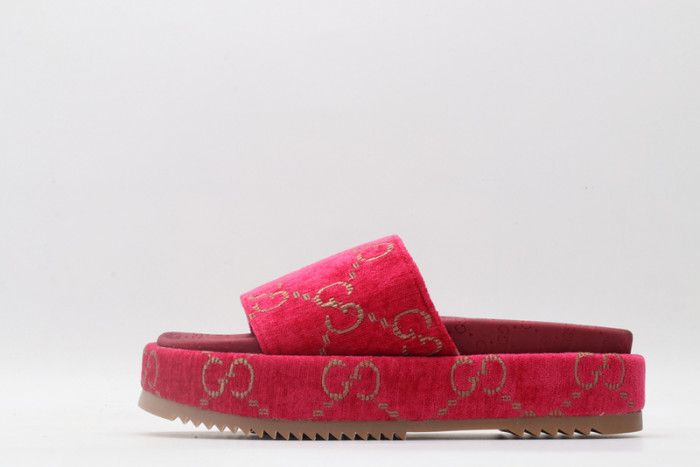 G*u*i* sandal67