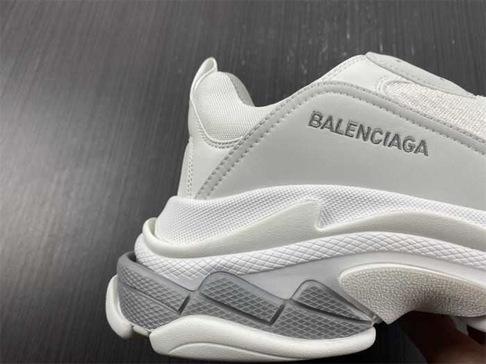 triples trainer sneakers 2000047