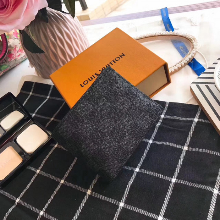 LV wallet