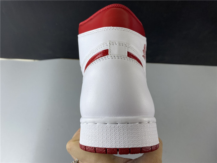 air jordan 1 retro high og “metallic red” 555088-103