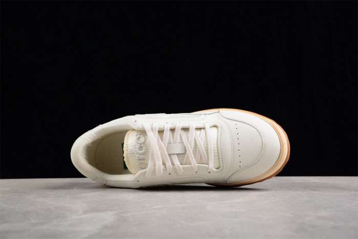 G*u*i* trainer sneaker 105