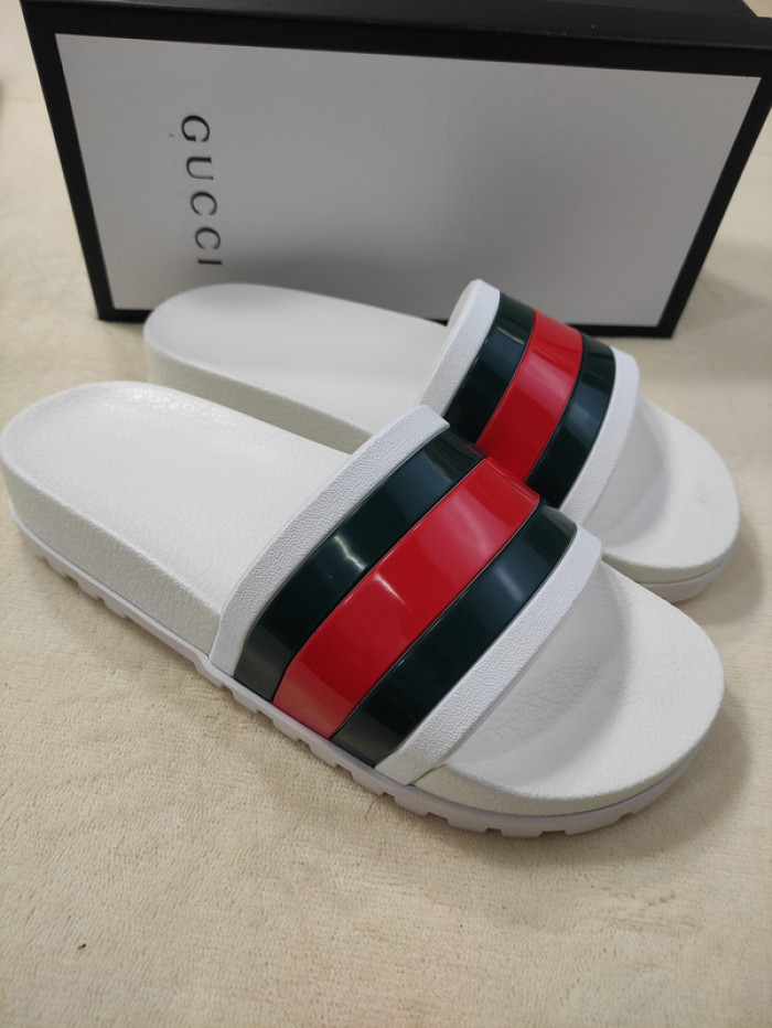 G*u*i* sandal88