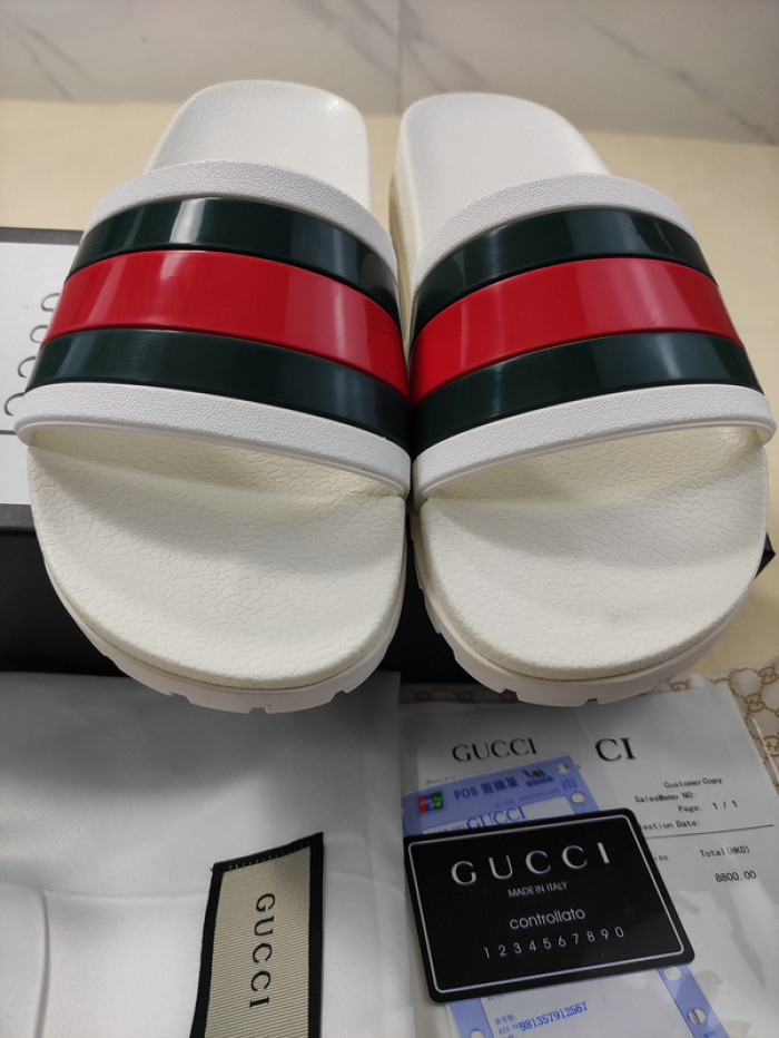 G*u*i* sandal88