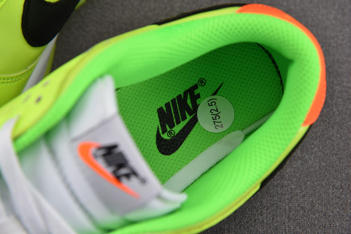 nike dunk low glow in the dark fj4610-702