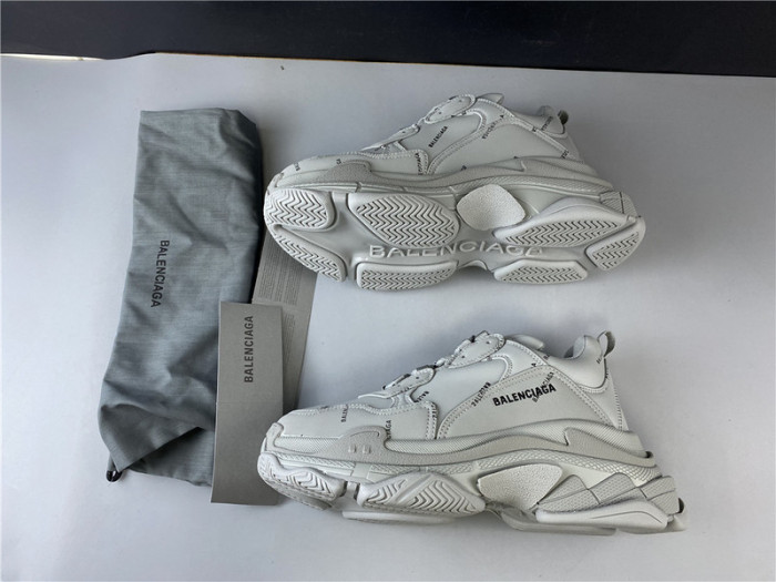 triples trainer sneakers letters 2000022